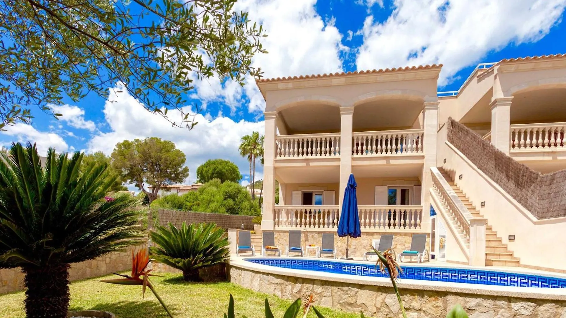 Immaculate Mallorca Villa Las Olas 3 Bedrooms Ideal For Families Couples Alcudia